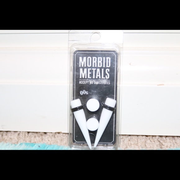 Hot Topic Morbid Metals Gauges Stretchers 00g - Picture 1 of 1